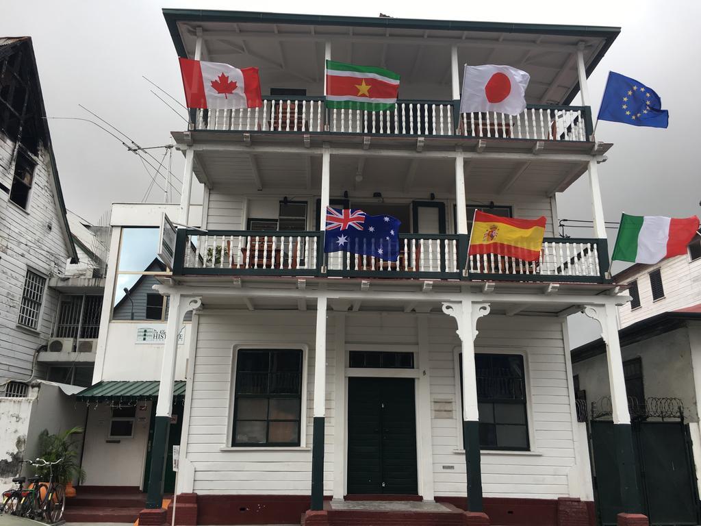 Guesthouse De Kleine Historie Paramaribo Eksteriør billede