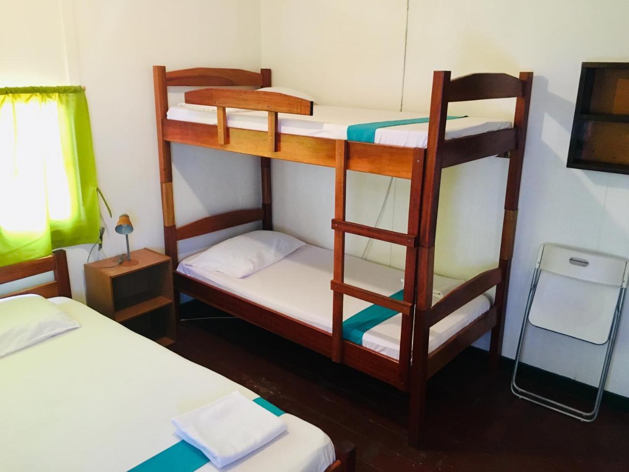 Guesthouse De Kleine Historie Paramaribo Eksteriør billede