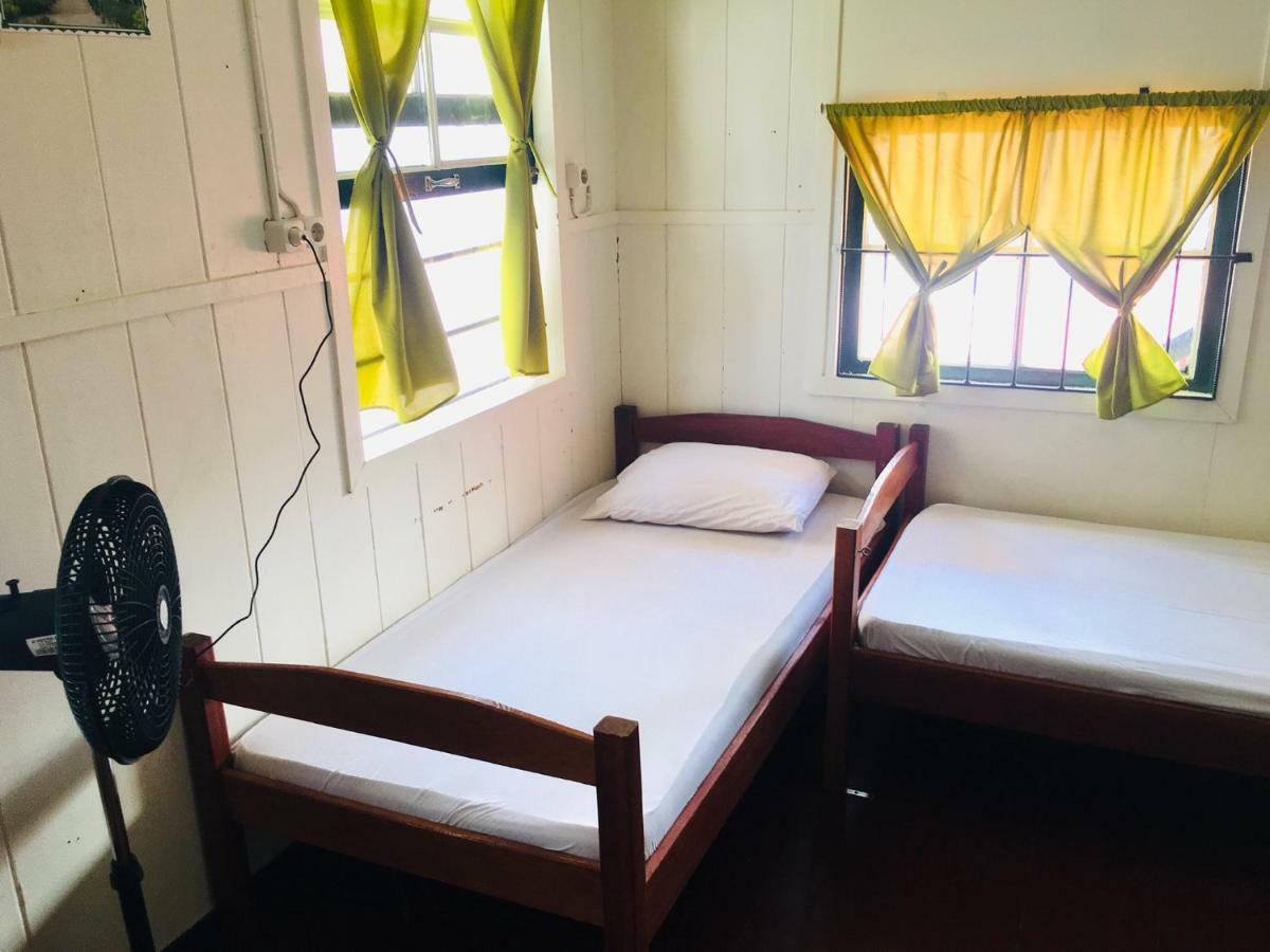 Guesthouse De Kleine Historie Paramaribo Eksteriør billede